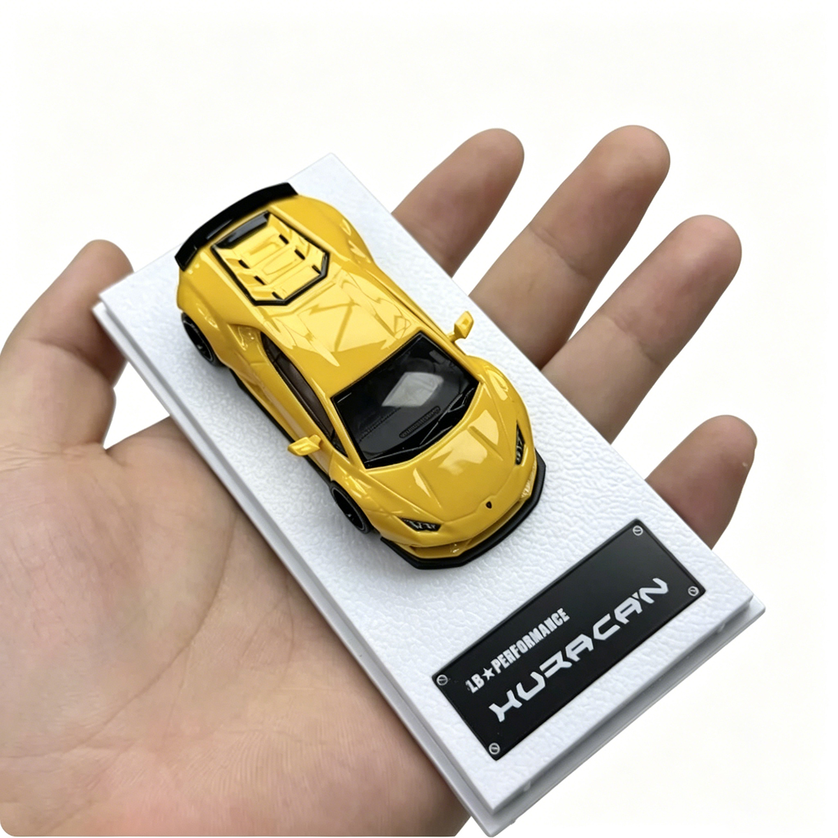 MJ Model 1:64 Lamborghini Hura - مراجعة Die Cast Car 1 64 وسعره