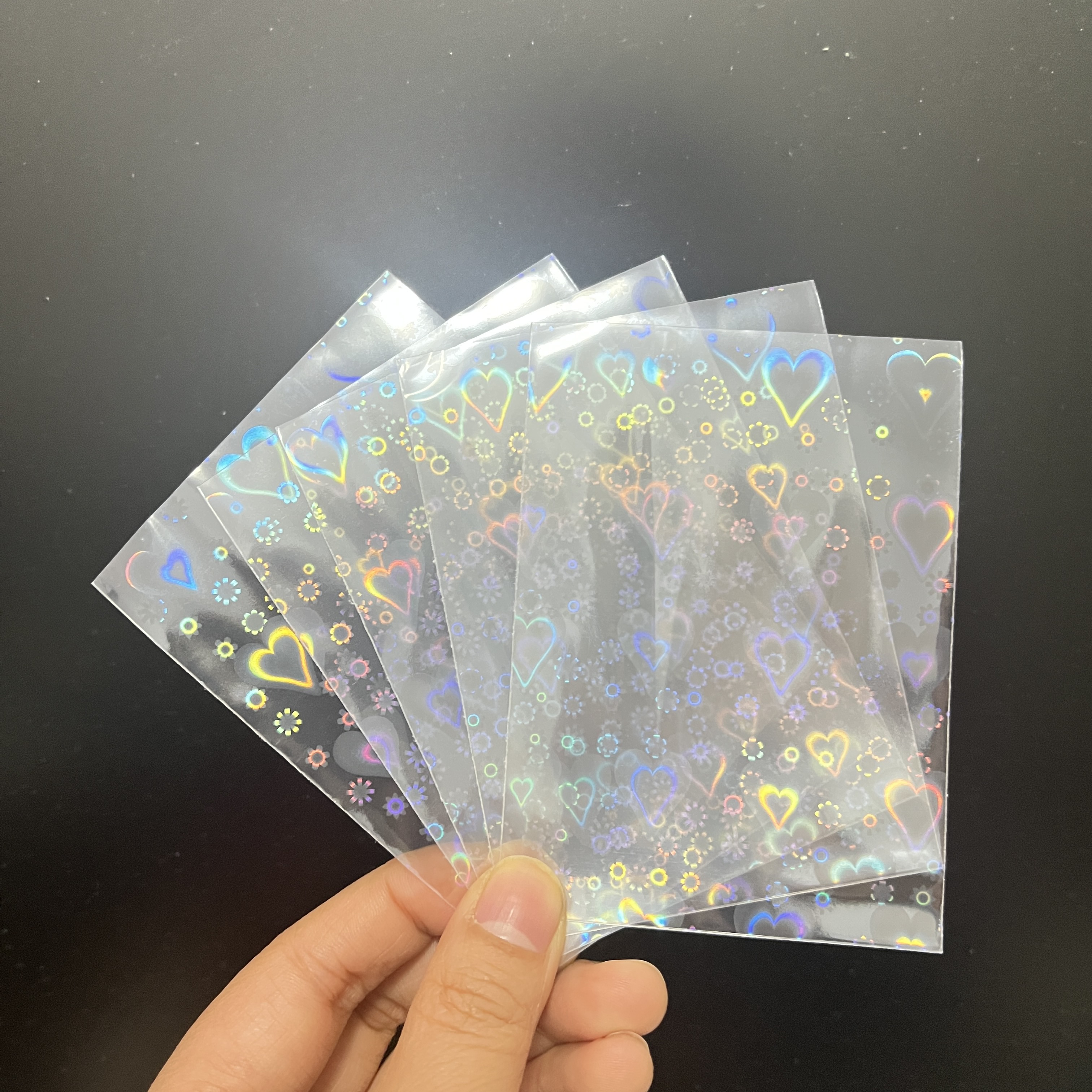 50pcs 65x90mm Holographic Card - مراجعة Card Penny Sleeve وسعره