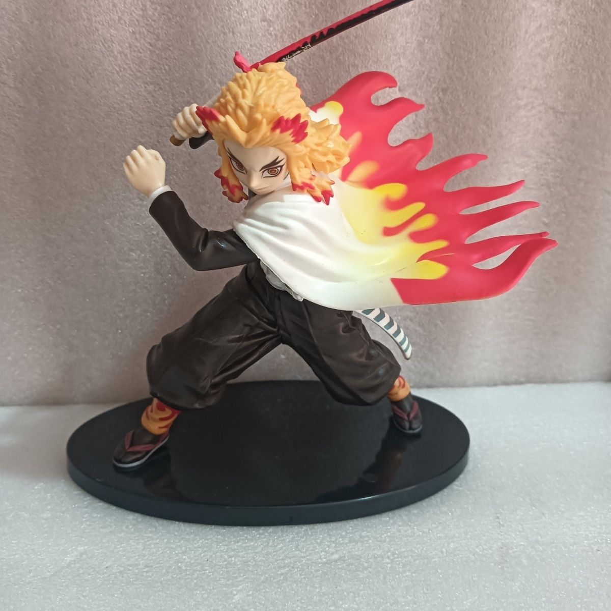 20cm Demon Slayer scale figure - مراجعة Vinyl Figure Blank وسعره