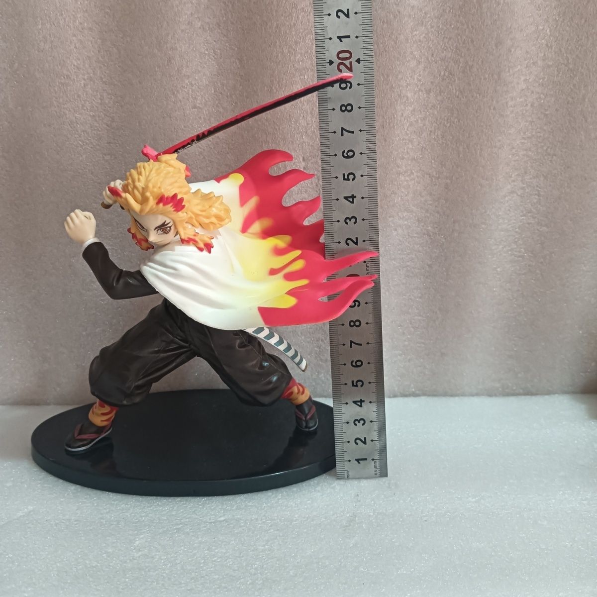 20cm Demon Slayer scale figure - مراجعة Vinyl Figure Blank وسعره