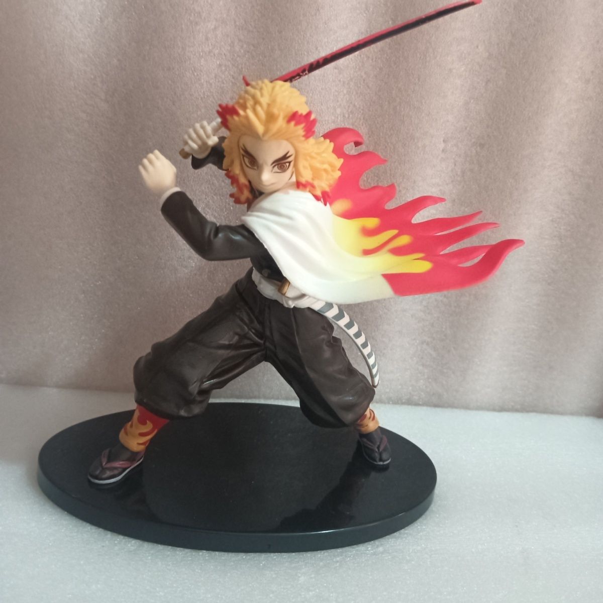 20cm Demon Slayer scale figure - مراجعة Vinyl Figure Blank وسعره